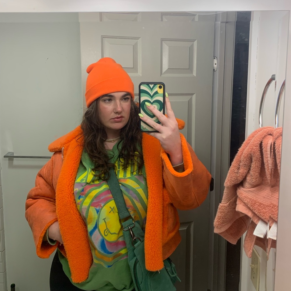 Meet your Posher, Maura